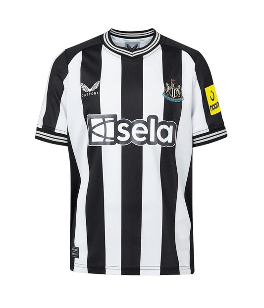 New Castle Woman Home 2024/2025